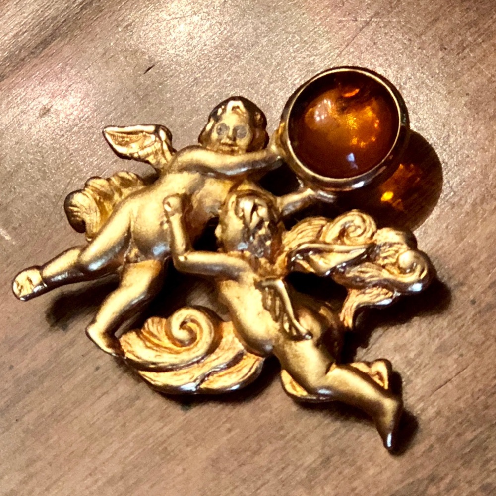 Cherub angel brooch LS Louis Stern